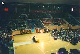 1994年12月李洪志師父在廣州講法