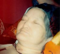 石勝英遺照