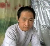 雷明，時年三十歲，因插播講真相，被迫害致殘、致死