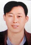 '法輪功學員謝正功遺像'