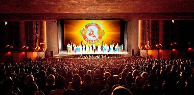 美國神韻巡迴藝術團在北加州上演了六場神韻演出，場場爆滿。