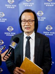 嘉義大學人文藝術學院院長劉榮義