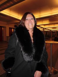 '高級建築師露西娜女士表示神韻把她帶到了天上'