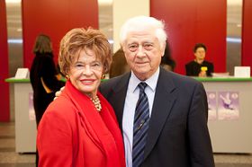 '芭芭拉斯特瓦女士表示自己被神韻的高尚征服了'