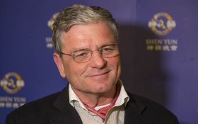 億萬富翁、前黑森州銀行協會主席彼得•加蒂（Peter