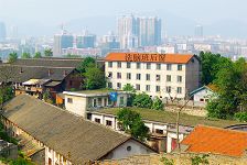 '耗費280萬的懷化市洗腦班'