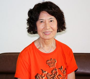 千萬家產被騙一空的亭儒，因禍得福，走過逆境，開始修煉，人生大轉變。