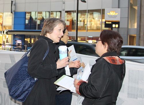 一大公司秘書Mara說：「江澤民是來自地獄的壞靈魂。」