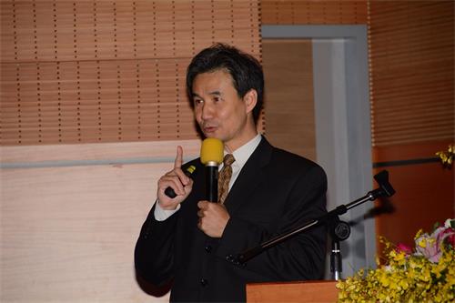 圖4：許凱雄博士說：法輪功強身健體，修心養性，可說是富國利民。