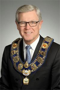 '圖11：安河奧羅拉市（Aurora）市長捷夫瑞•道威（ Geoffrey Dawe）'