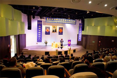 '圖2～7：學員在發言'