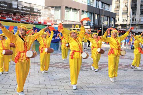 圖5: 腰鼓隊在表演中